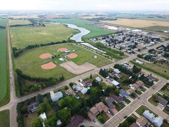 Aerial view of Killam, Alberta, at the junction of Highway 13 and Highway 36 in Flagstaff County