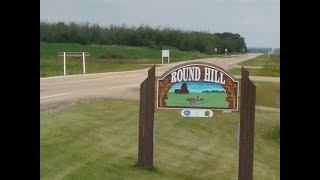 Round Hill welcome sign, Camrose County, Alberta